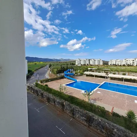 Beautiful 1-bed House Apartman Aglantzia