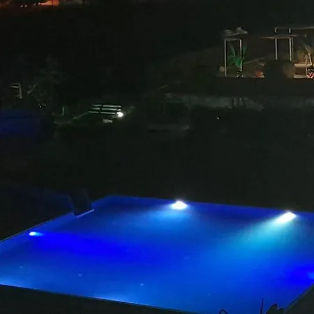 Beautiful 1-bed House Apartment Aglantzia